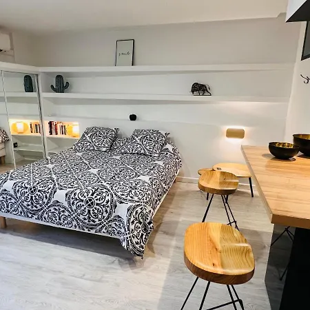 Διαμέρισμα Feel@home Nemausus « Le 42 » Νιμ