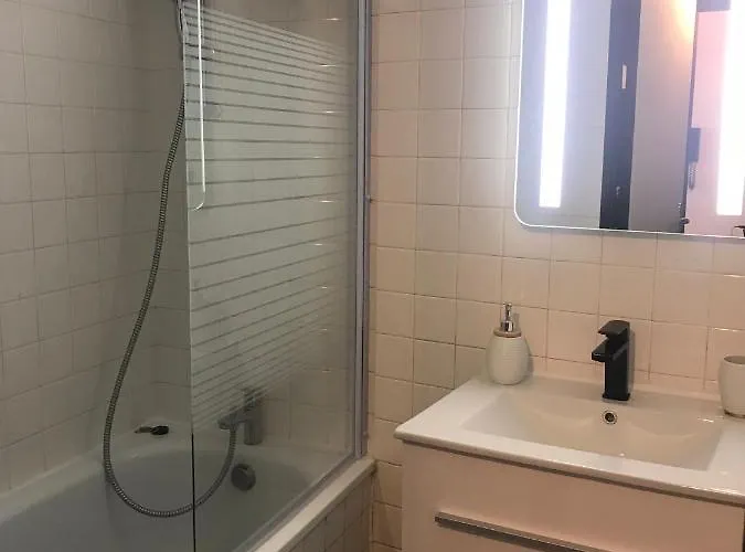 Apartment Feel@home Nemausus « Le 42 »
